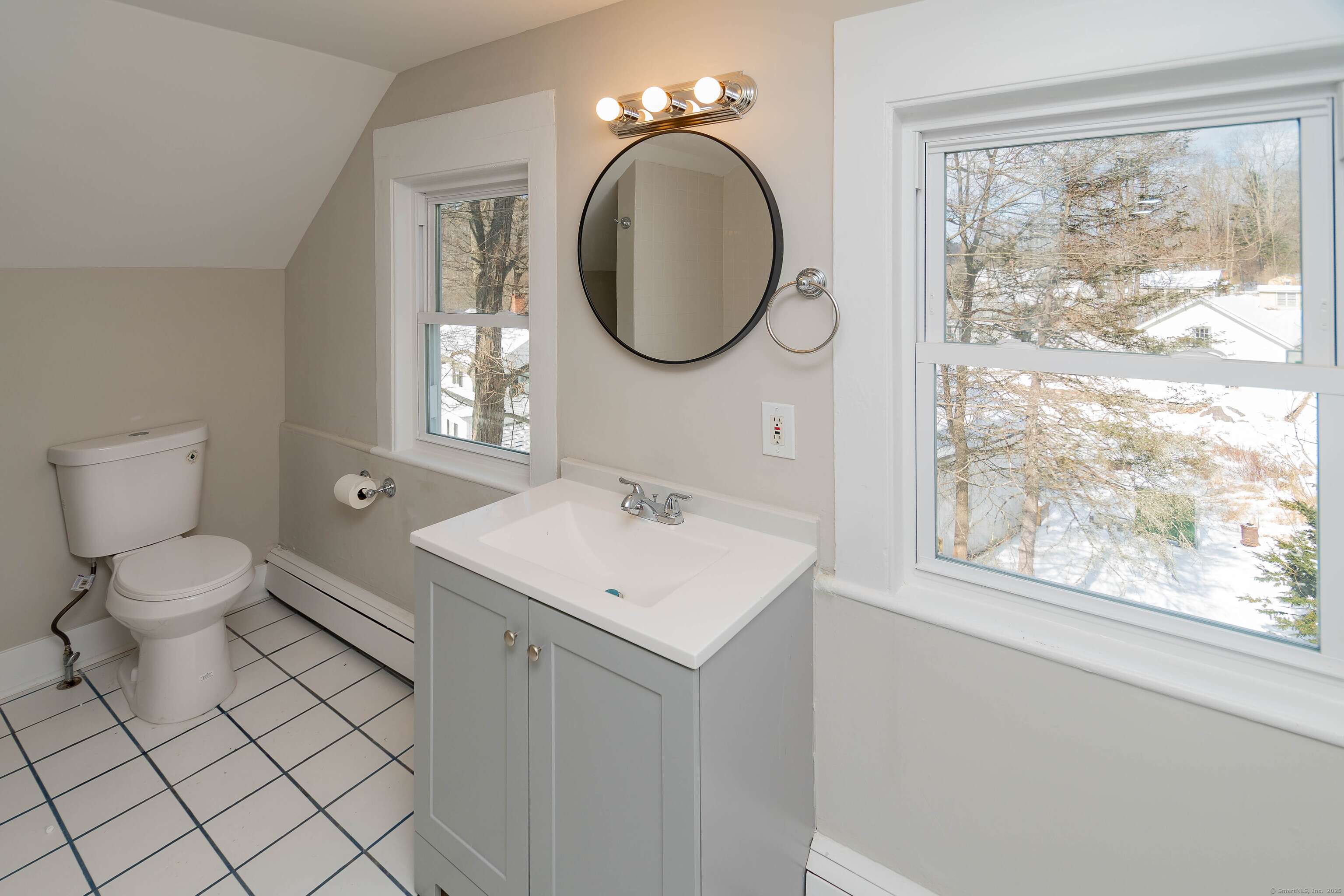 51 Holcomb Hill Road, New Hartford, Connecticut image 22