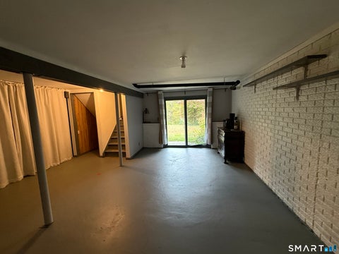 Tiny photo for 7 Twin Oaks #7, New Milford, CT 06776 (MLS # 24215166)