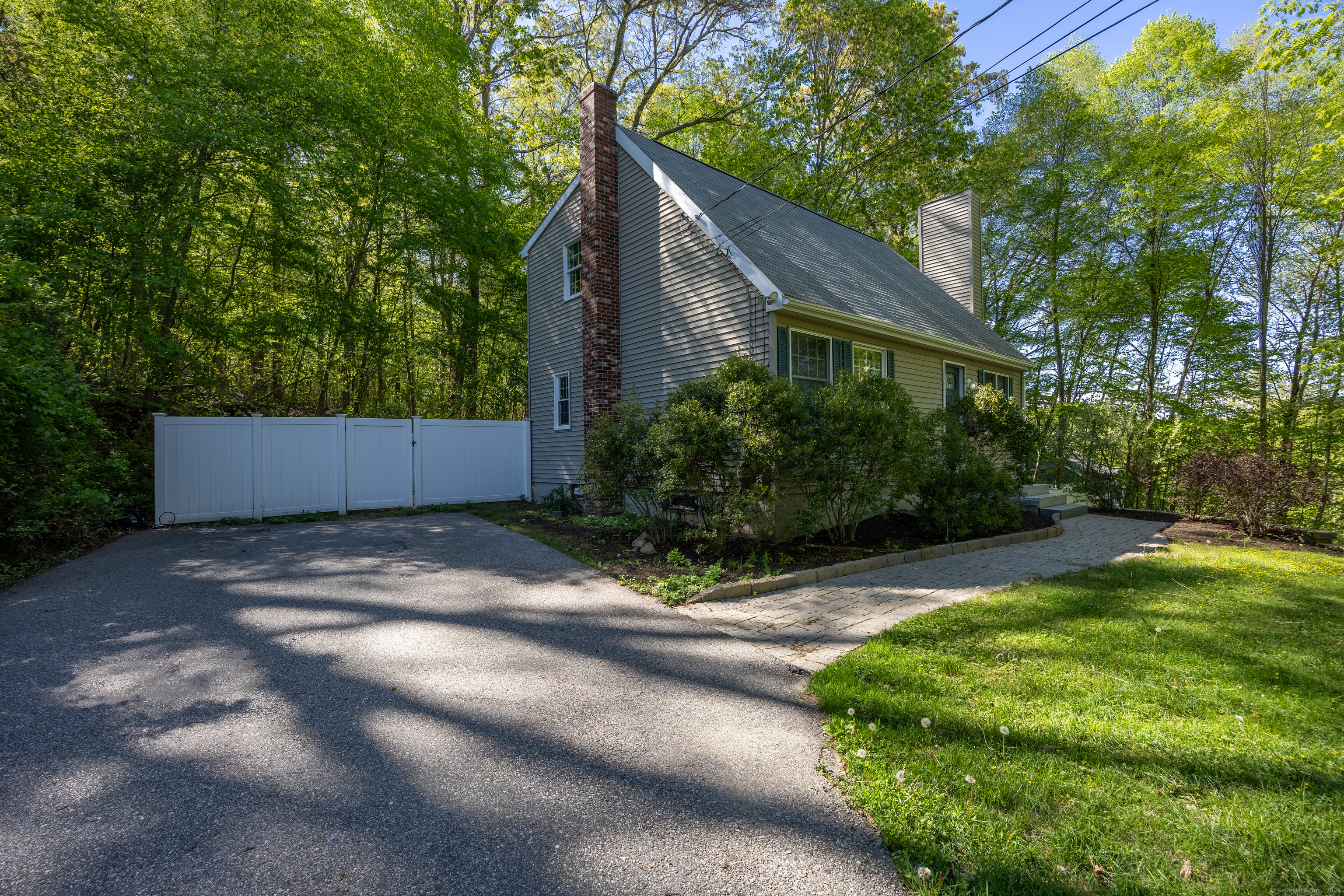 1343 Baldwin Hill Road, Ledyard, Connecticut image 2