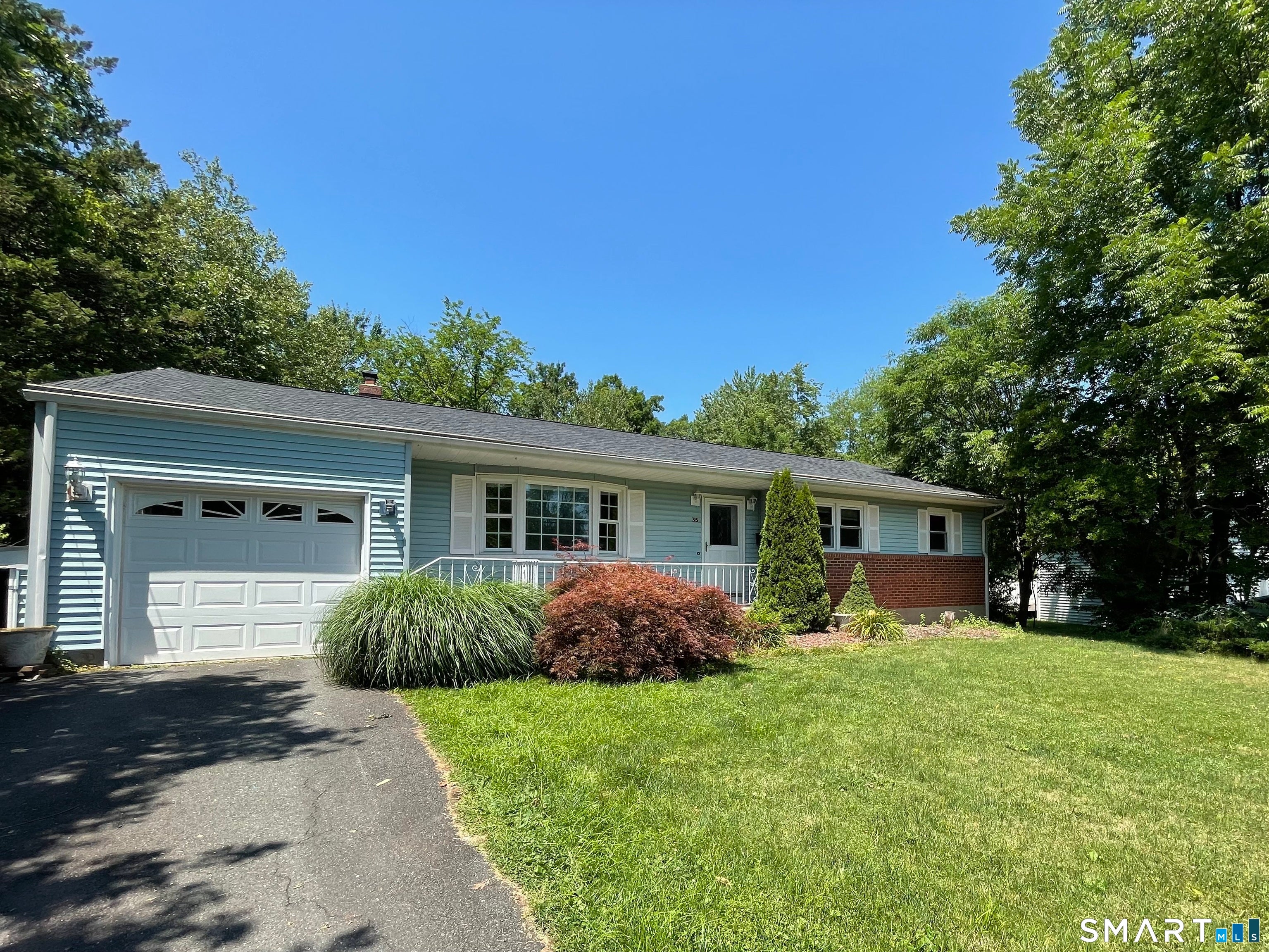 35 Woodmont Road