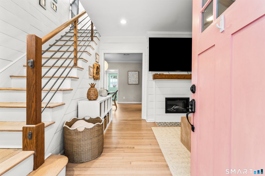 Photo of 138 Granville Street, Fairfield, CT 06824 (MLS # 24154153)