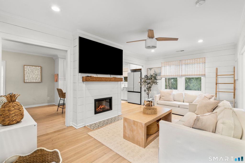 Photo of 138 Granville Street, Fairfield, CT 06824 (MLS # 24154153)