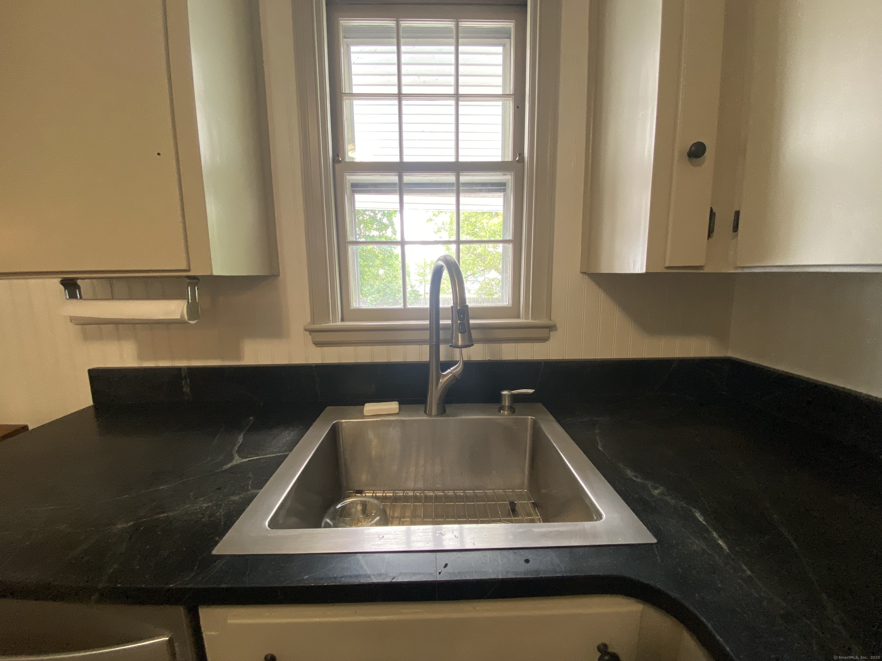 20 Laurel Street, Middletown, Connecticut image 14