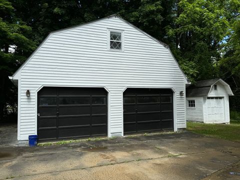 A home in New Milford