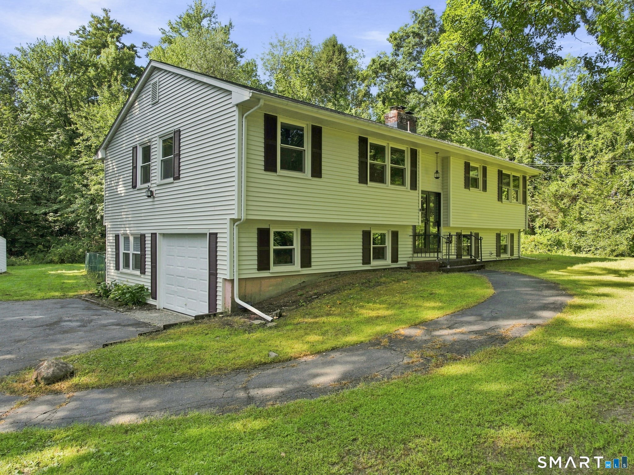 179 West Granby Road