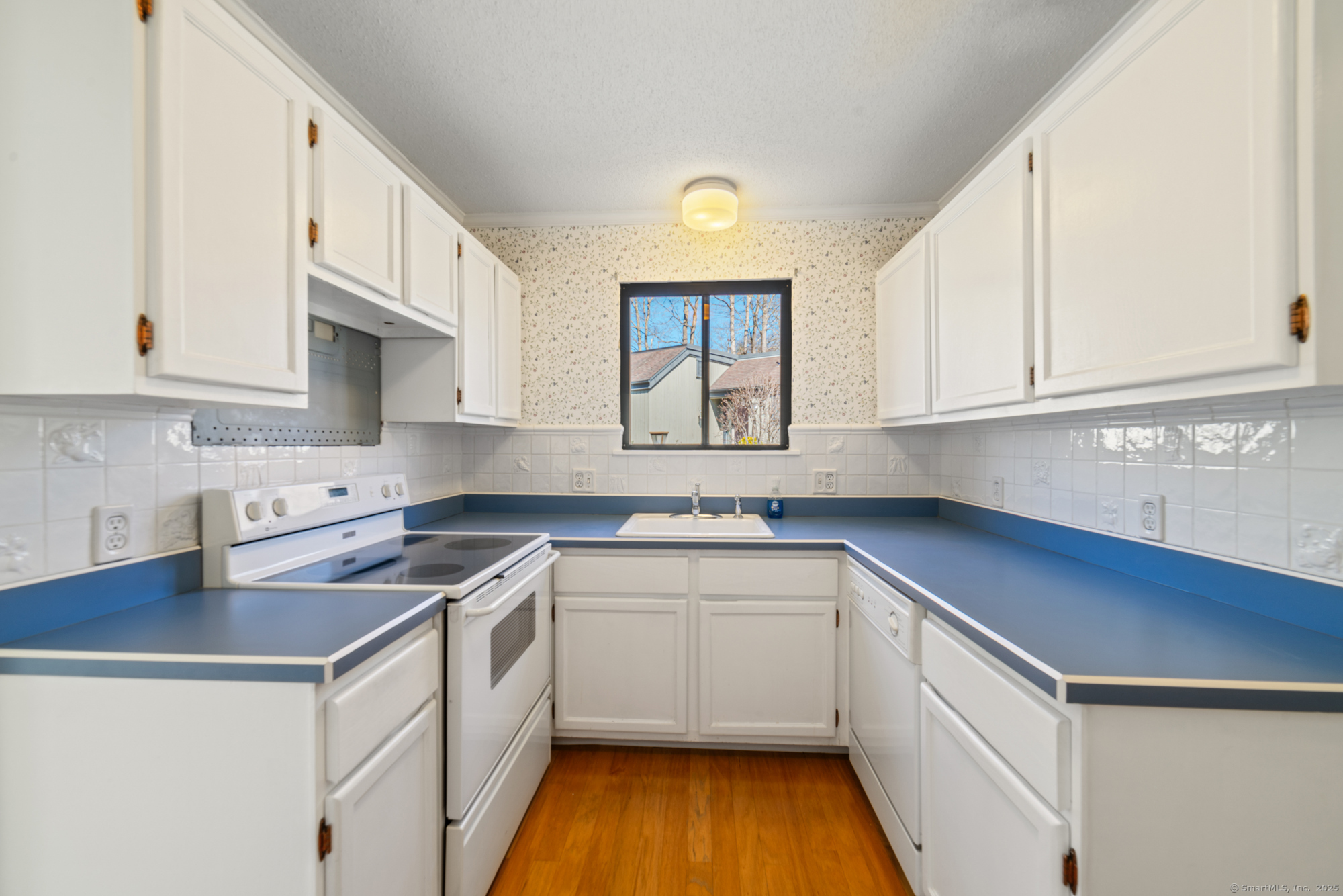 917 Heritage Village #B, Southbury, Connecticut image 14