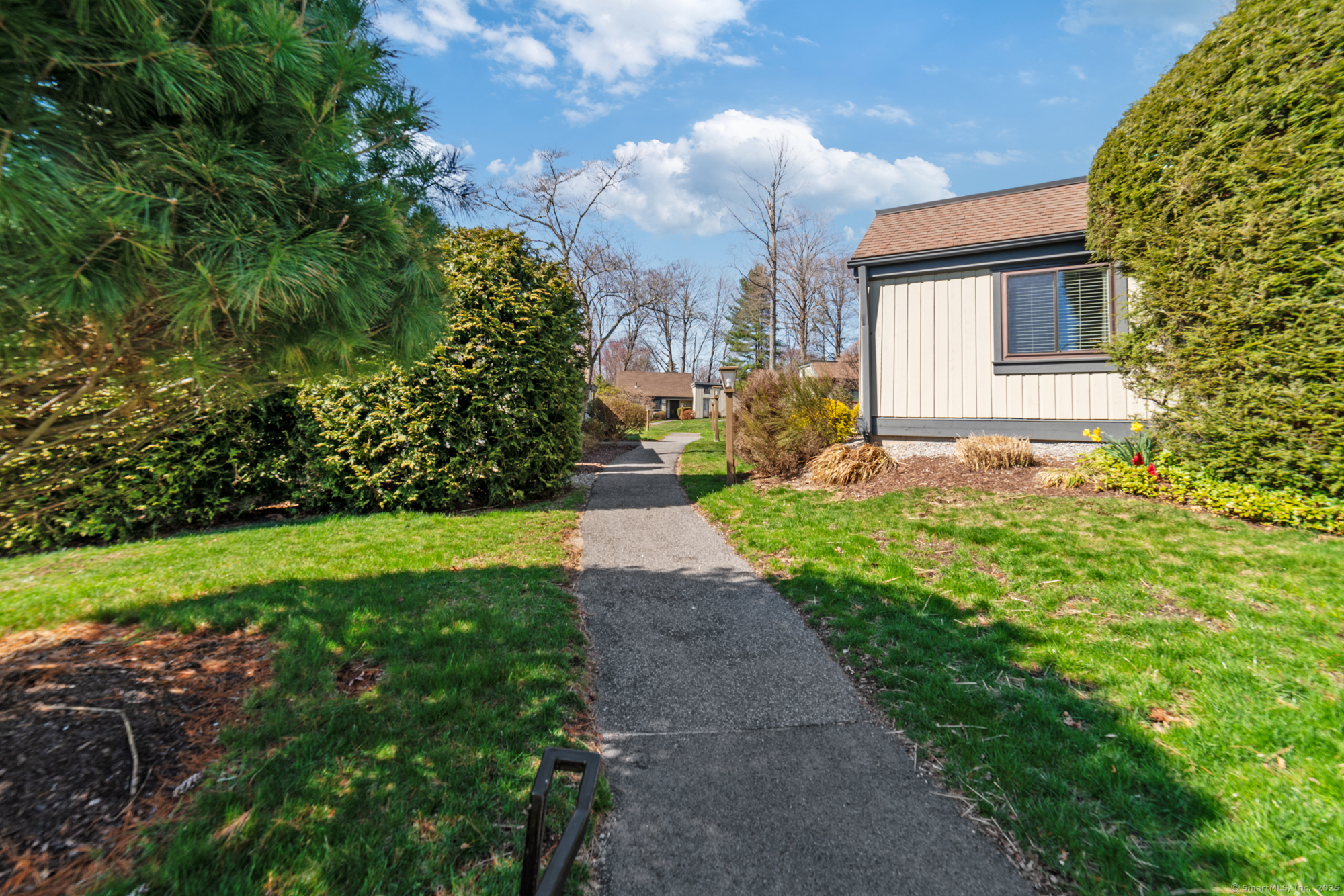 917 Heritage Village #B, Southbury, Connecticut image 4