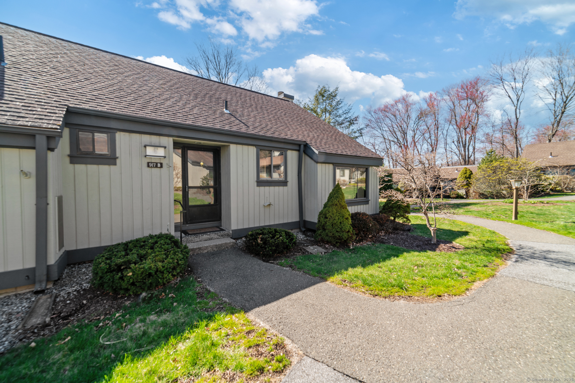 917 Heritage Village #B, Southbury, Connecticut image 2