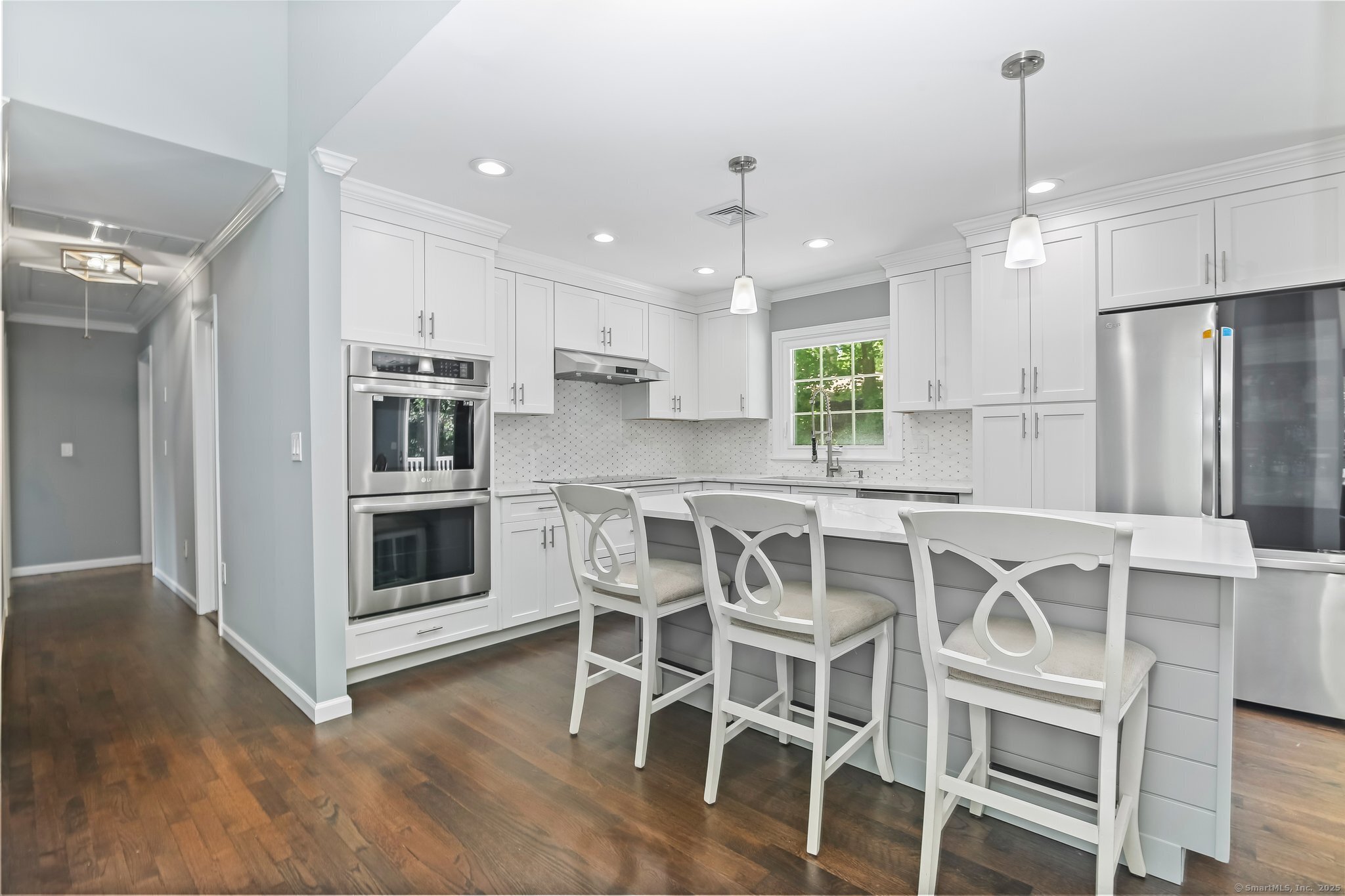 21 Regency Drive