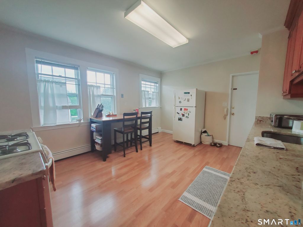 Photo of 100 Colonial Road #2, Stamford, CT 06906 (MLS # 24176770)