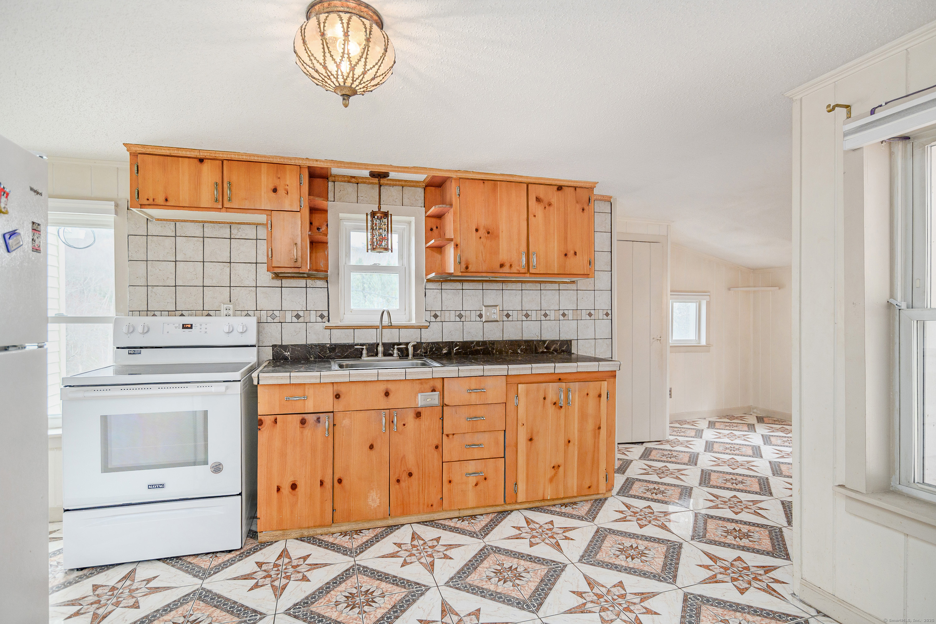 351 Harwinton Avenue, Plymouth, Connecticut image 17