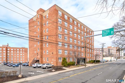 Photo of 140 Grove Street #APT 2A, Stamford, CT 06901 (MLS # 24146364)