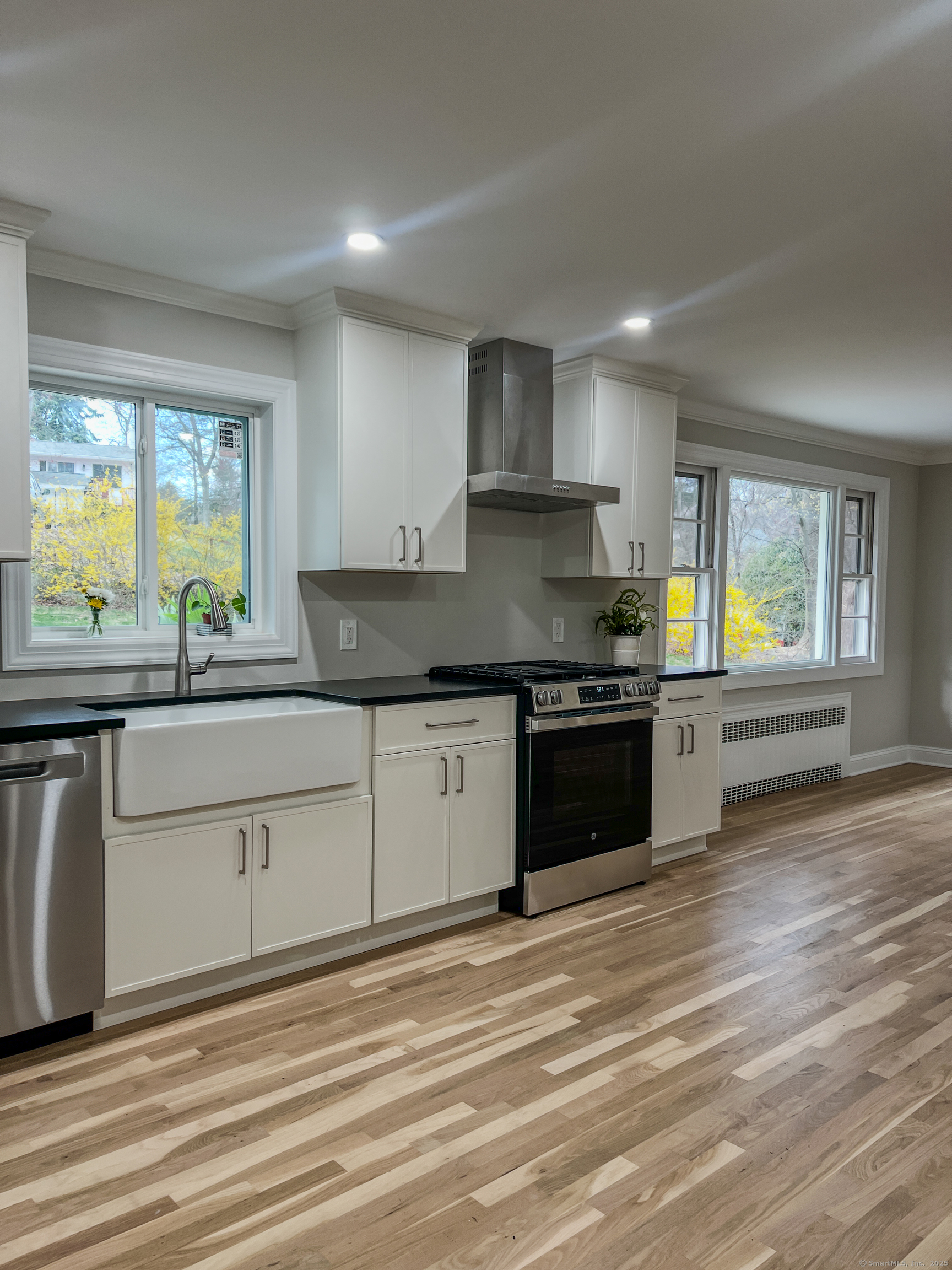 23 Tersana Drive, Easton, Connecticut image 9