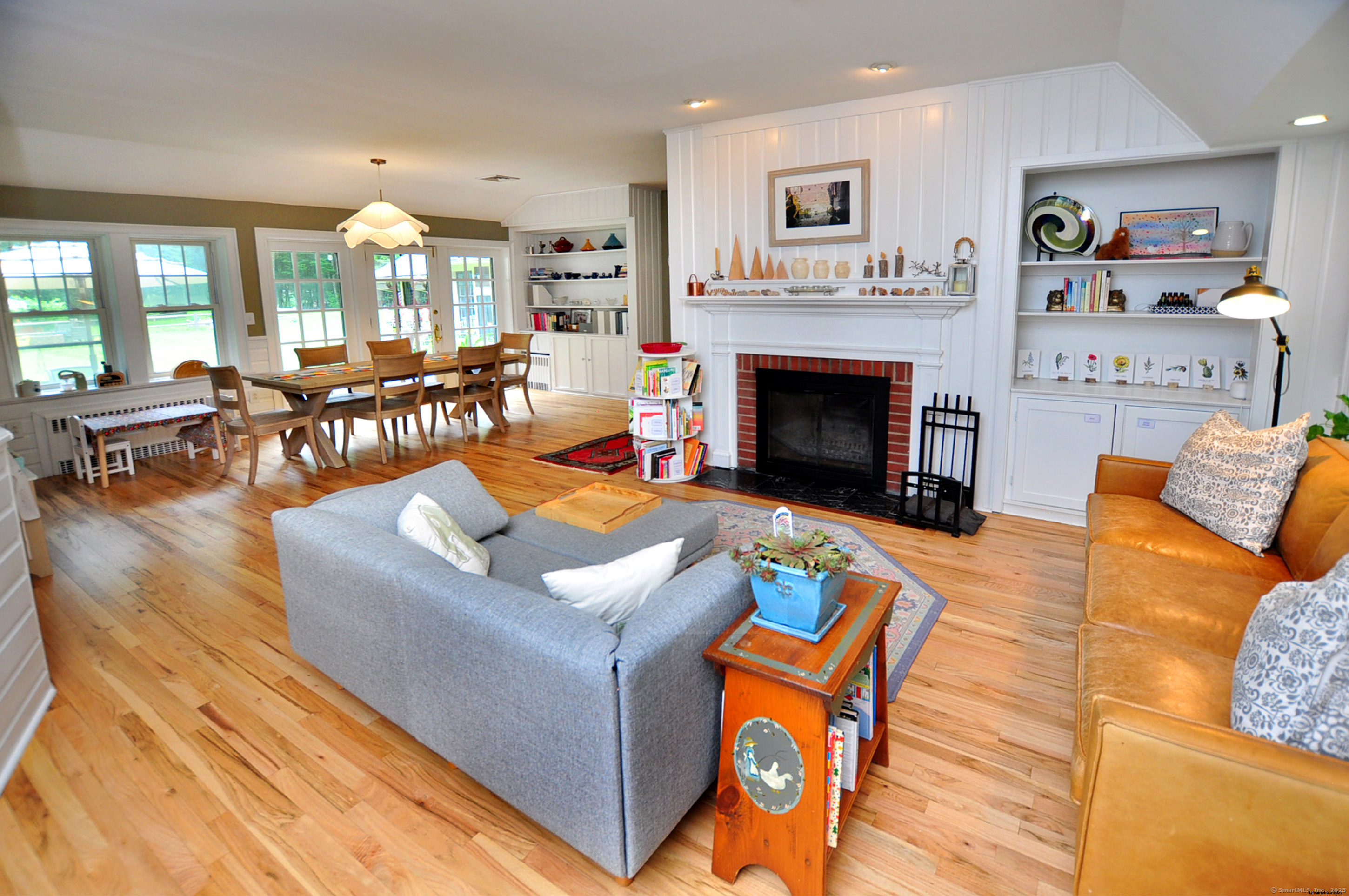 Simsbury, Connecticut 06070, United States, 4 Bedrooms Bedrooms, ,4 BathroomsBathrooms,Residential,Coming Soon,170597