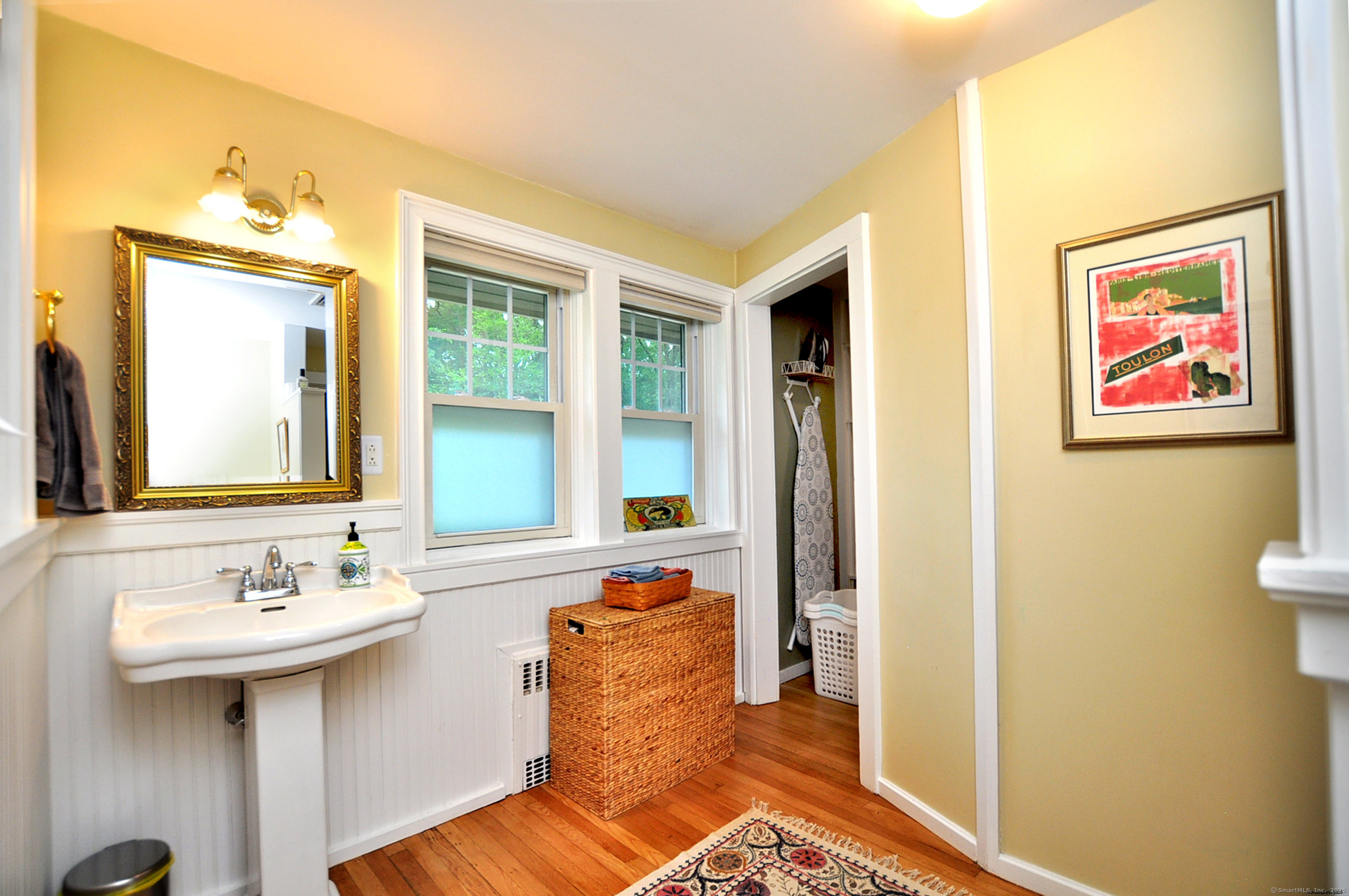 Simsbury, Connecticut 06070, United States, 4 Bedrooms Bedrooms, ,4 BathroomsBathrooms,Residential,Coming Soon,170597