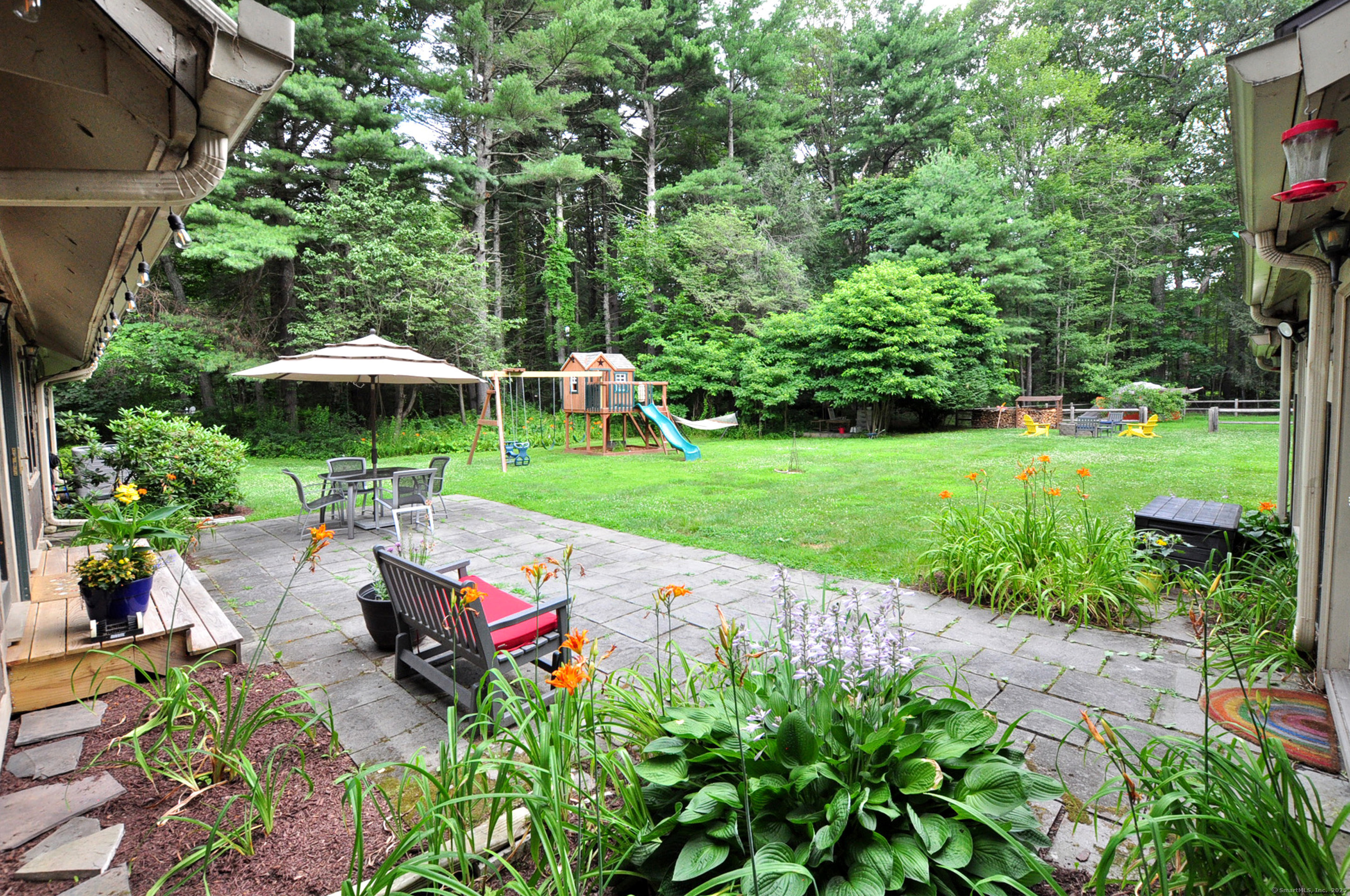 Simsbury, Connecticut 06070, United States, 4 Bedrooms Bedrooms, ,4 BathroomsBathrooms,Residential,Coming Soon,170597