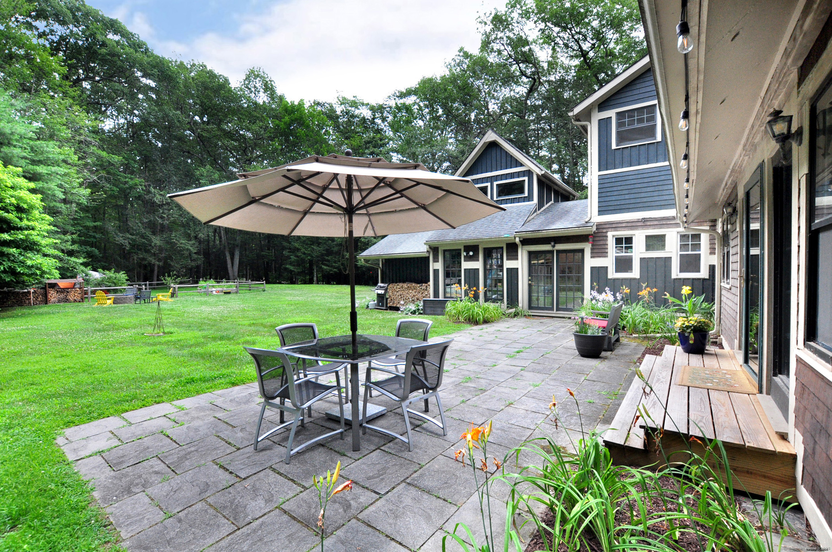 Simsbury, Connecticut 06070, United States, 4 Bedrooms Bedrooms, ,4 BathroomsBathrooms,Residential,Coming Soon,170597