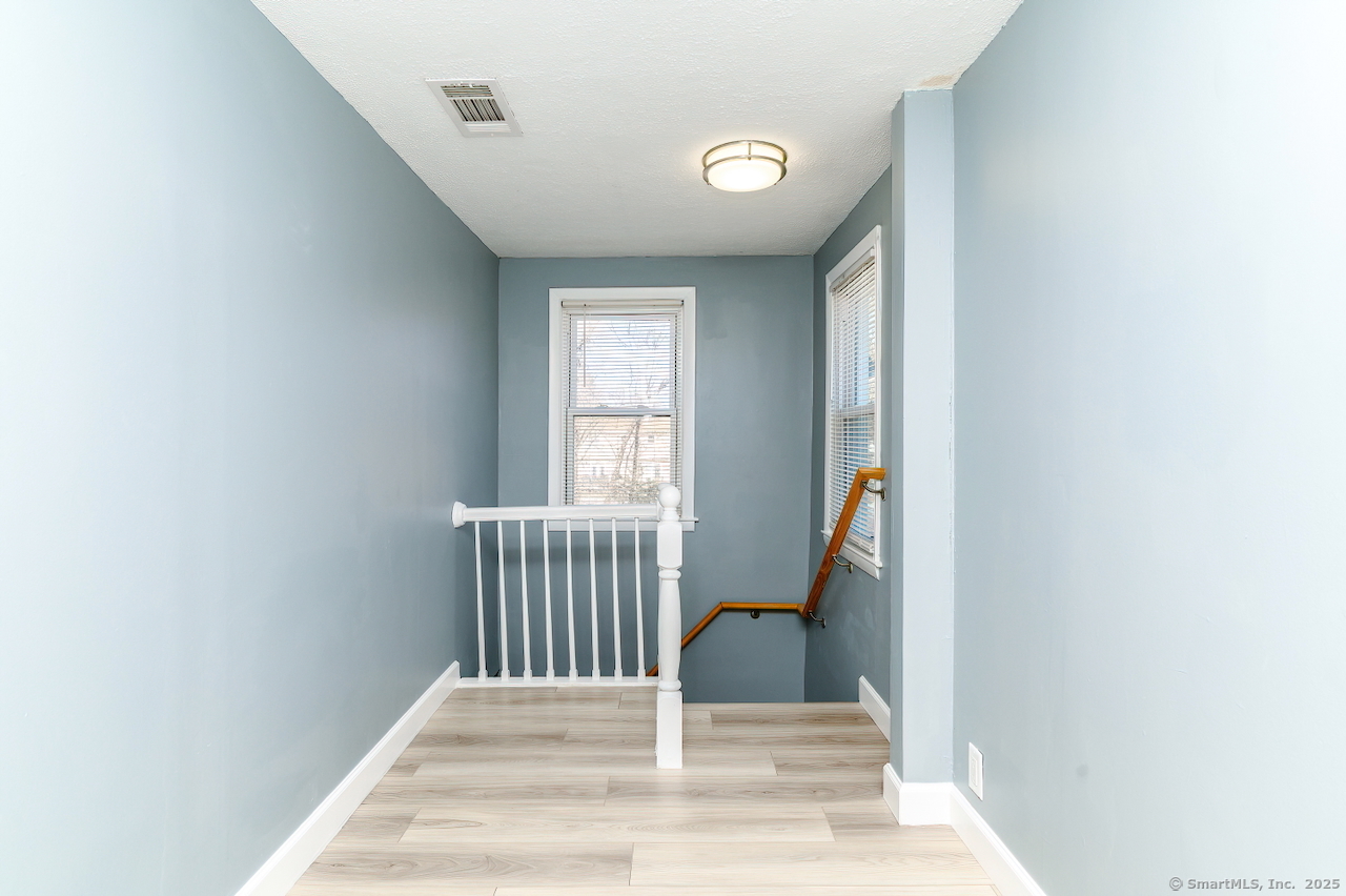 35 Buckley Avenue, Bristol, Connecticut image 17
