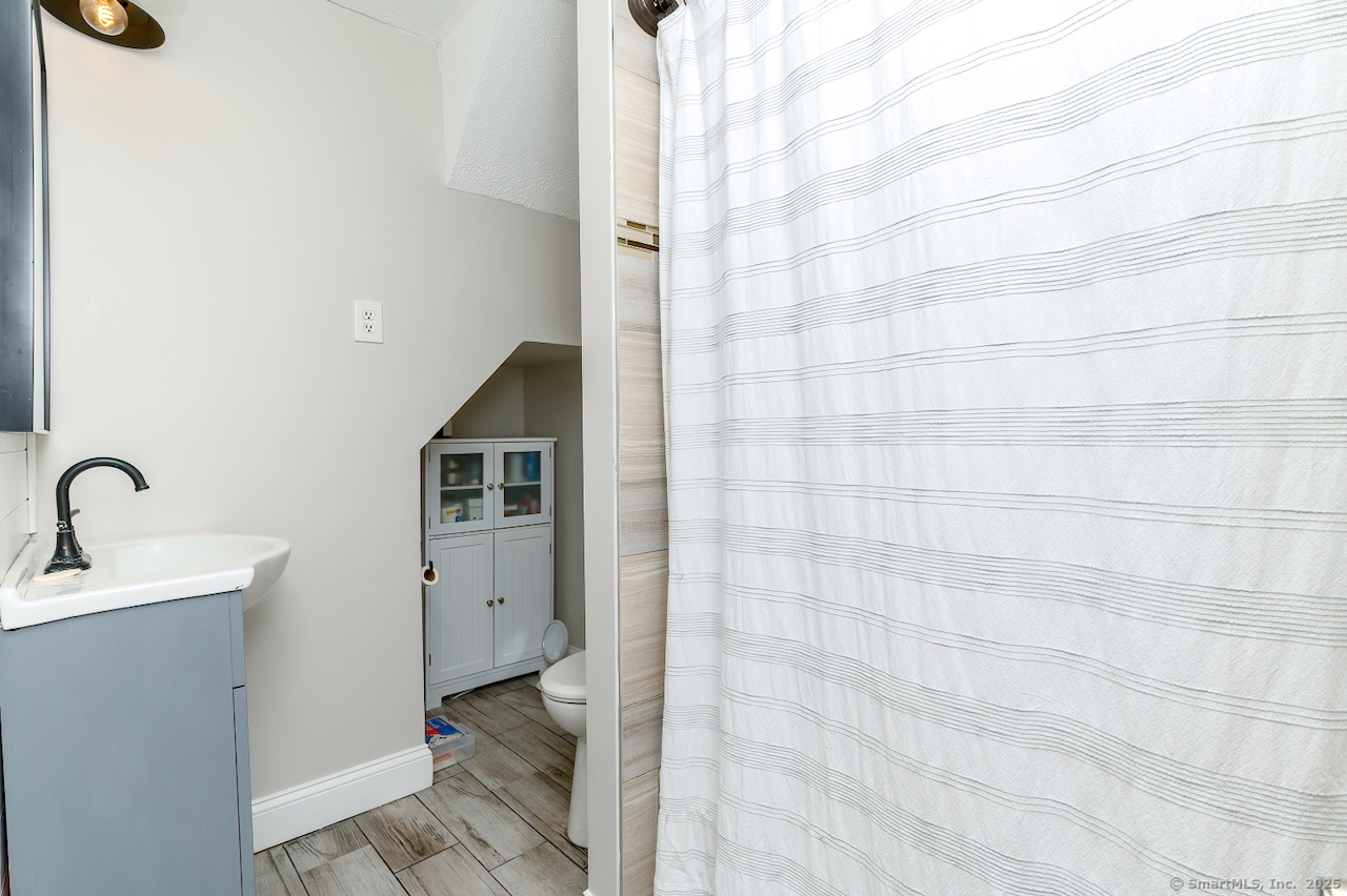 35 Buckley Avenue, Bristol, Connecticut image 13