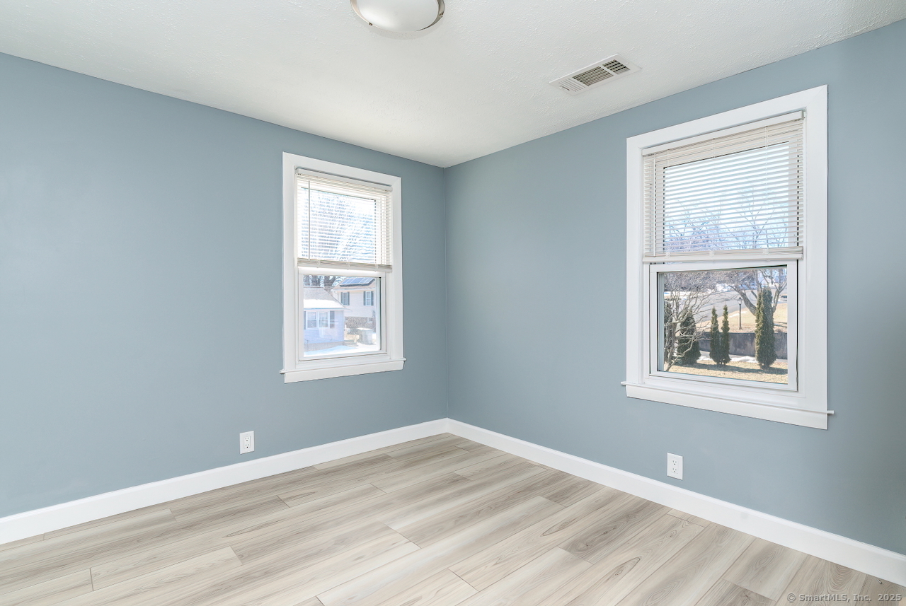 35 Buckley Avenue, Bristol, Connecticut image 22