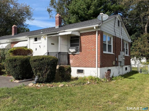 Tiny photo for 28 Singer Court, Stratford, CT 06614 (MLS # 24208850)
