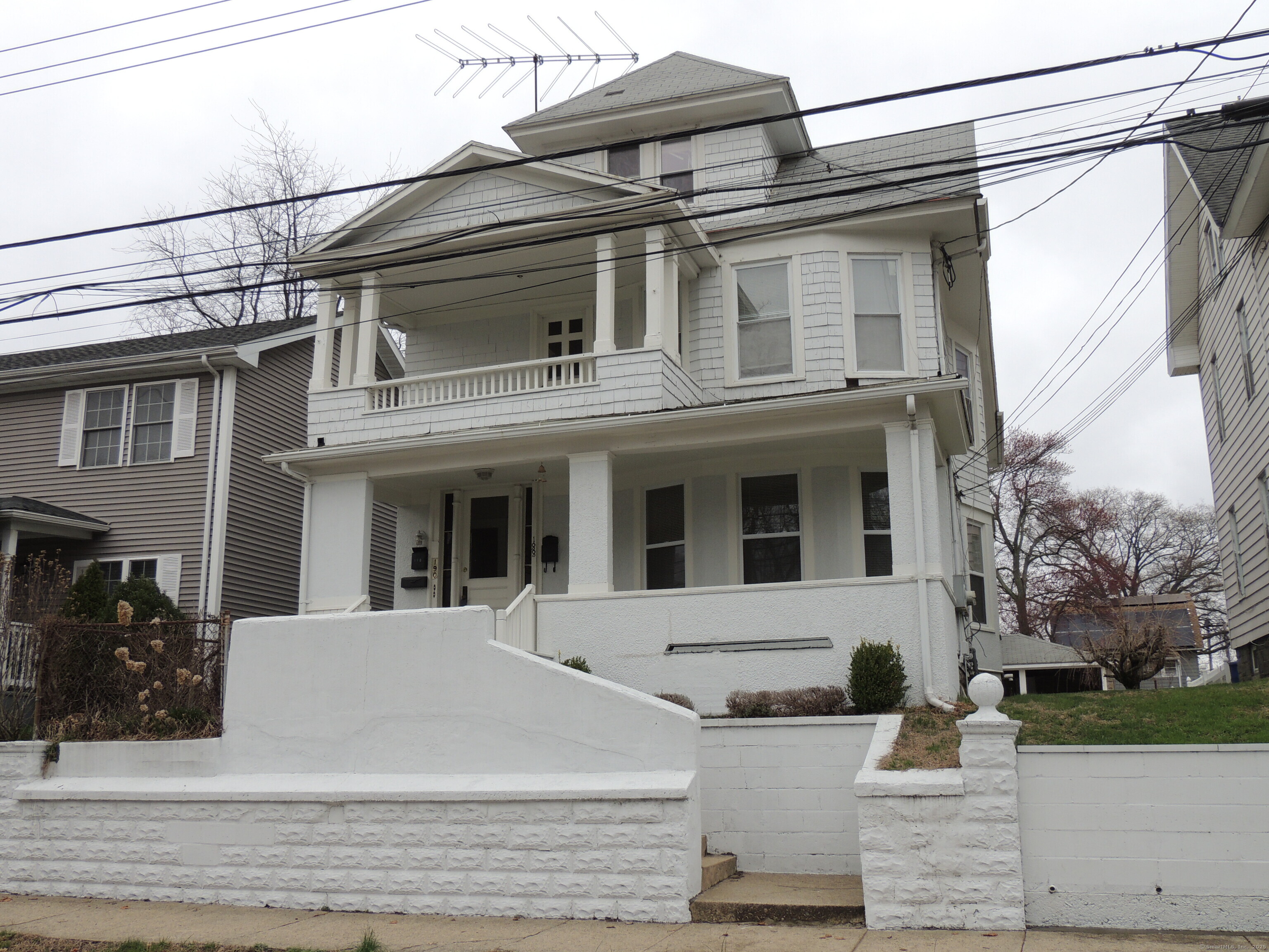 Rental Property at Pacific Street, Bridgeport, Connecticut - Bedrooms: 2 
Bathrooms: 1 
Rooms: 5  - $2,000 MO.