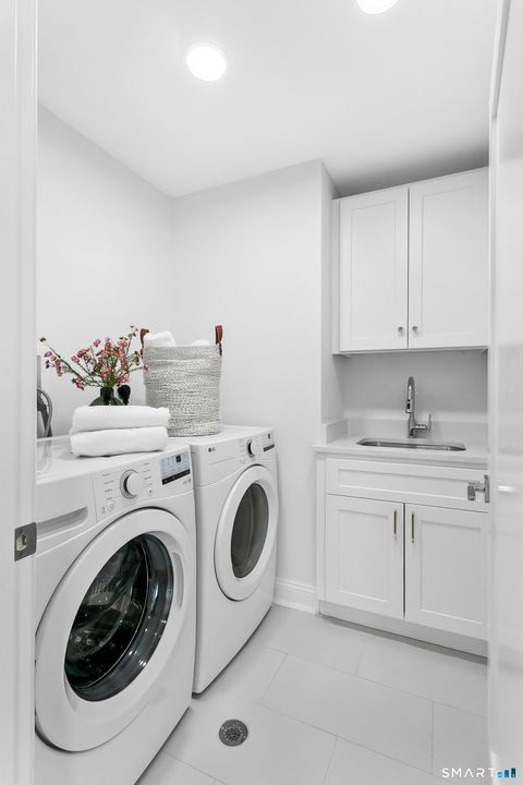 Tiny photo for 68 Figlar Avenue, Fairfield, CT 06824 (MLS # 24152282)