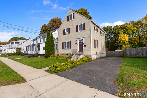 Photo of 41 N Pearl Street, Meriden, CT 06450 (MLS # 24216791)
