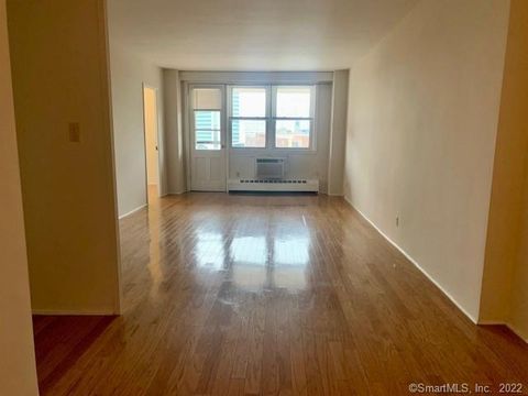 Tiny photo for 444 Bedford Street #APT 5R, Stamford, CT 06901 (MLS # 24133011)
