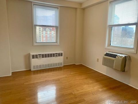 Tiny photo for 444 Bedford Street #APT 5R, Stamford, CT 06901 (MLS # 24133011)