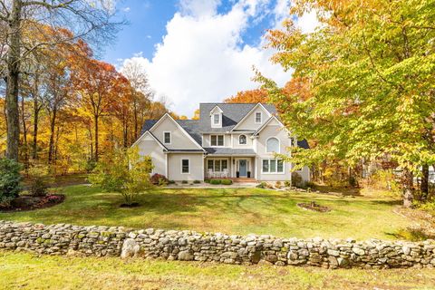 Photo of 52 Sentinal Woods, Hebron, CT 06248 (MLS # 24136022)