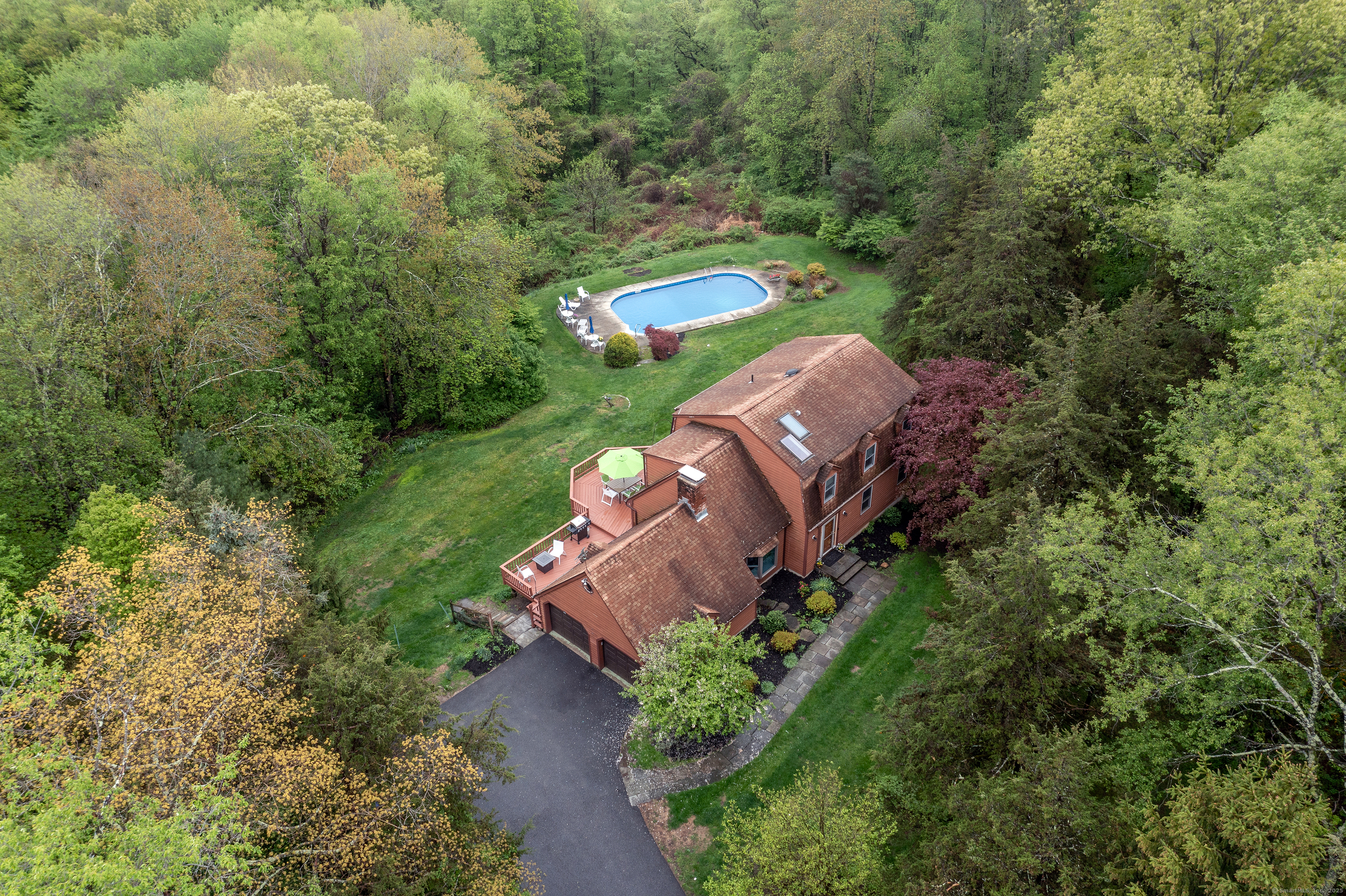 24 Quaker Ridge Road, Sherman, Connecticut image 1