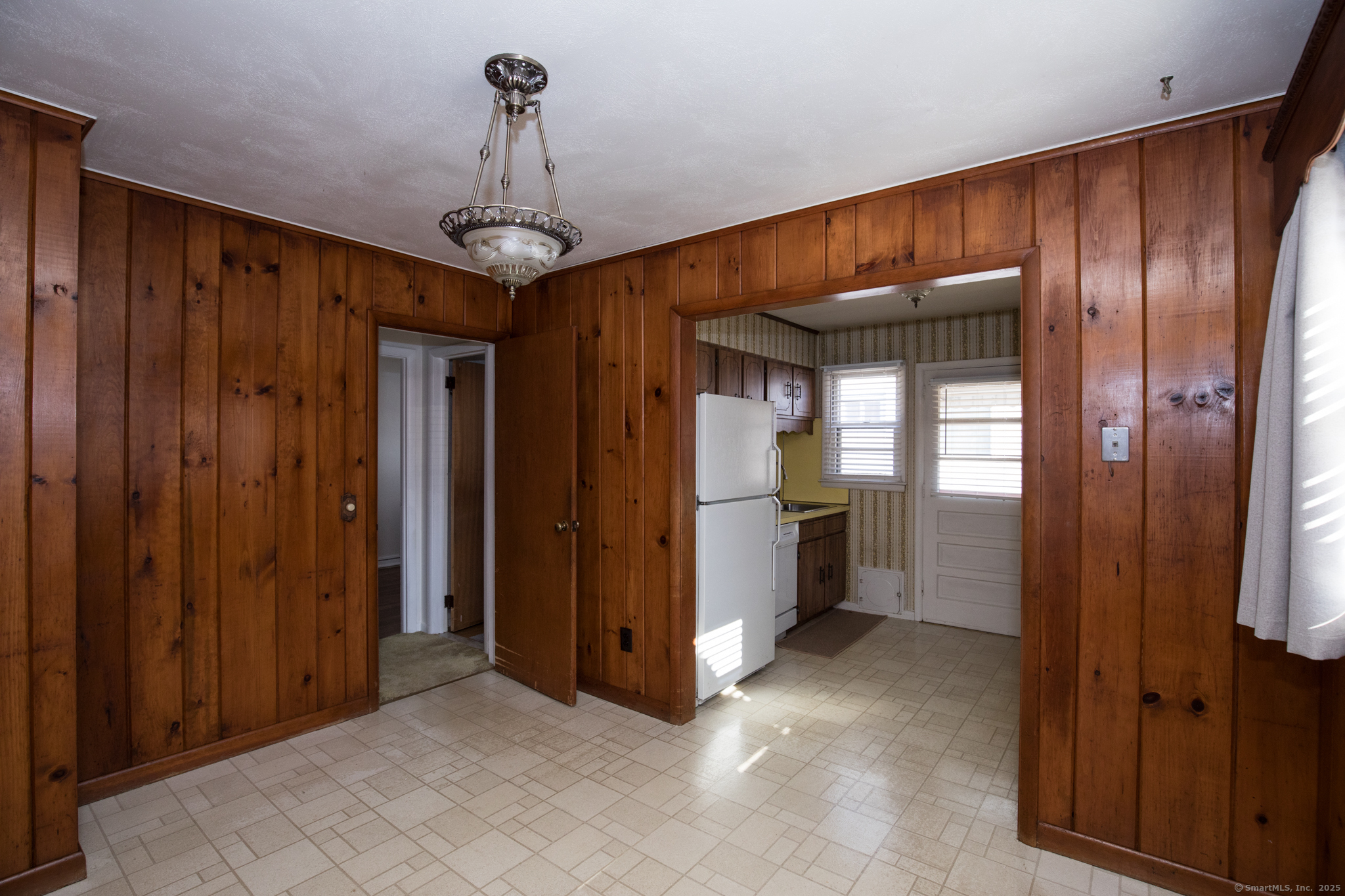 38 Sunrise Circle, Wallingford, Connecticut image 10