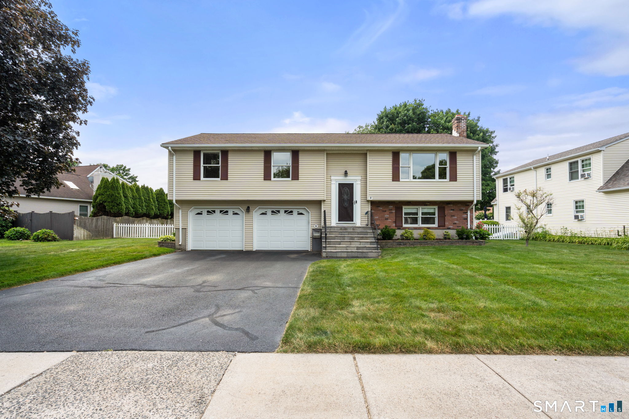 12 South Meadow Lane
