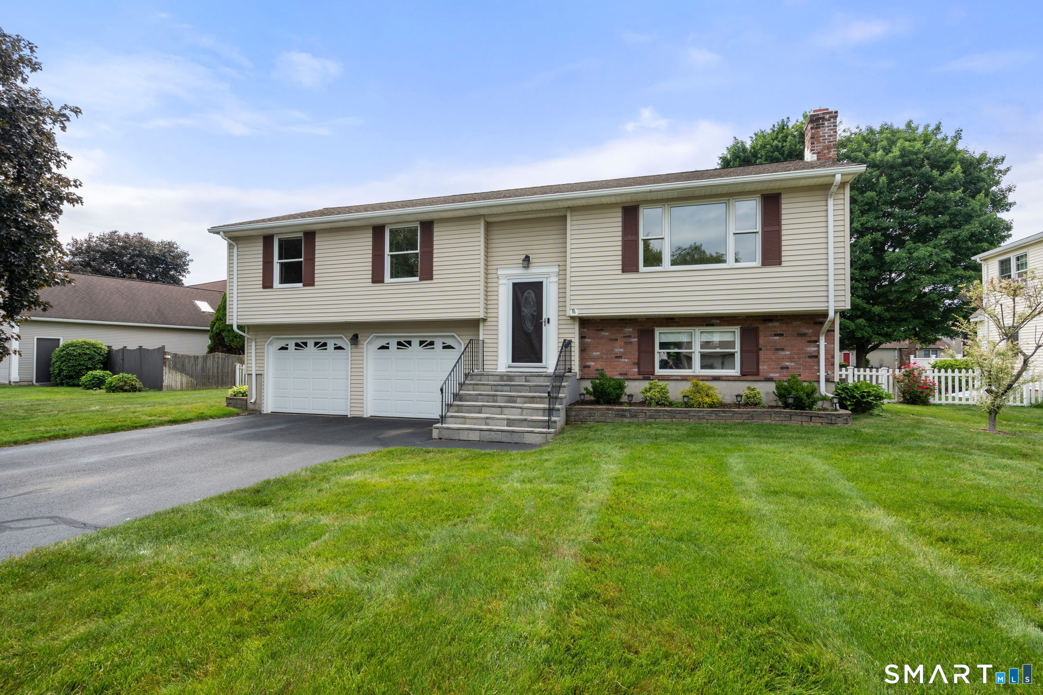 12 South Meadow Lane
