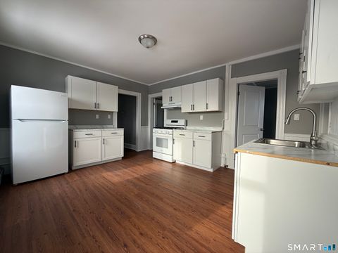 Tiny photo for 130 West Avenue #3, Stratford, CT 06615 (MLS # 24146385)