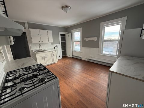 Tiny photo for 130 West Avenue #3, Stratford, CT 06615 (MLS # 24146385)