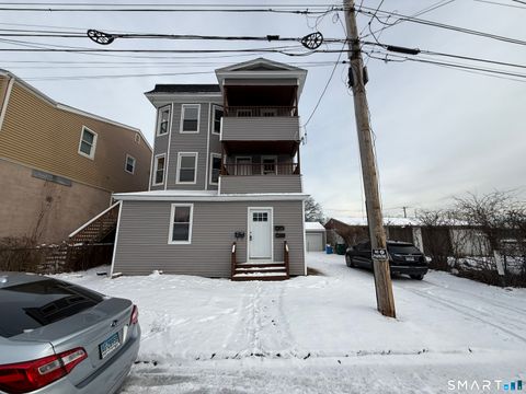 Tiny photo for 130 West Avenue #3, Stratford, CT 06615 (MLS # 24146385)