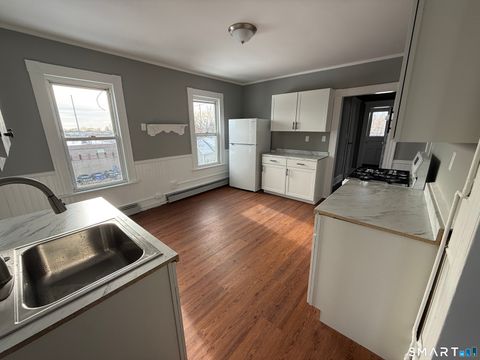 Tiny photo for 130 West Avenue #3, Stratford, CT 06615 (MLS # 24146385)