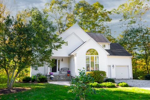 95 Main Street Essex CT 06442