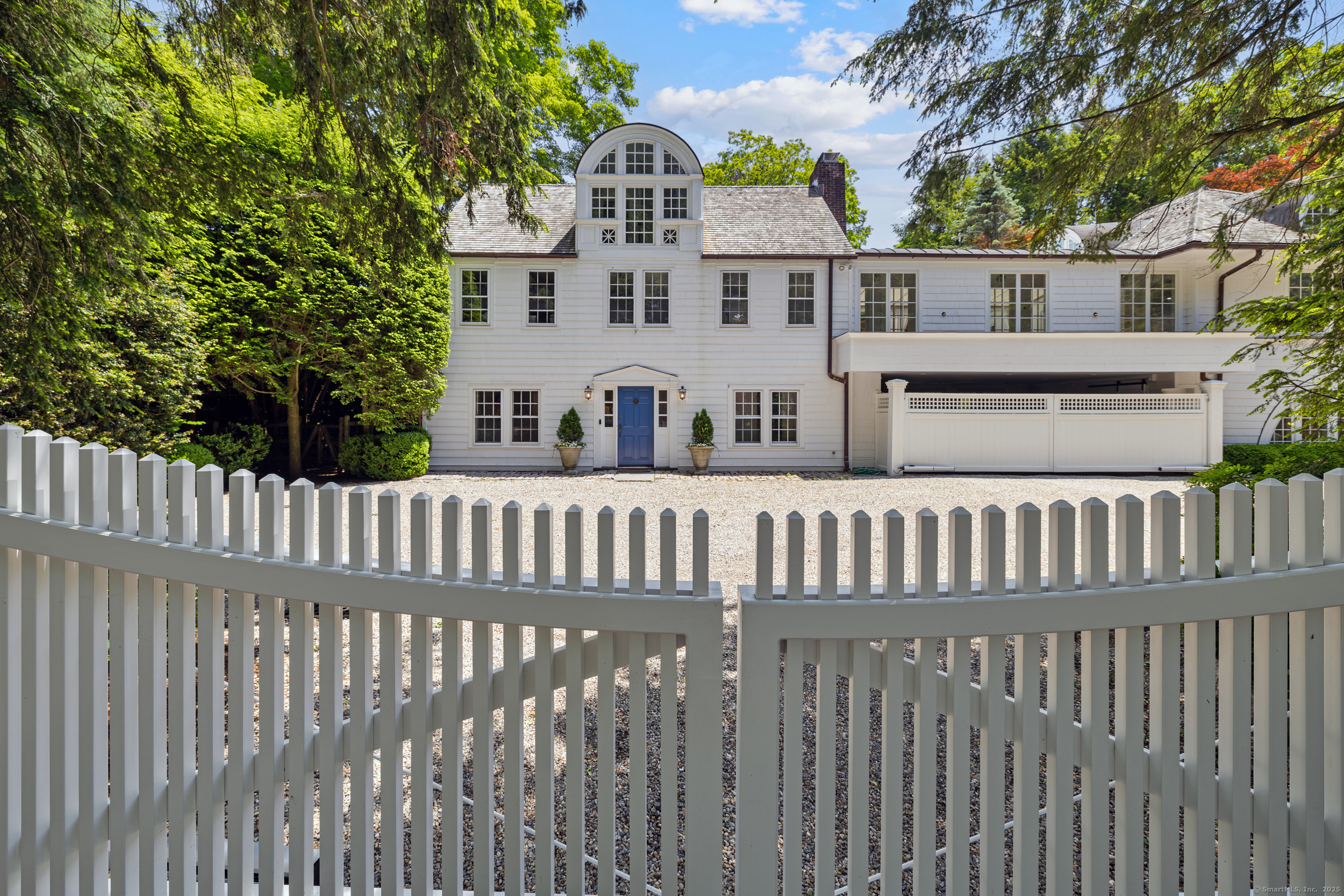 Mill Road, New Canaan, Connecticut - 5 Bedrooms  
5 Bathrooms  
11 Rooms - 