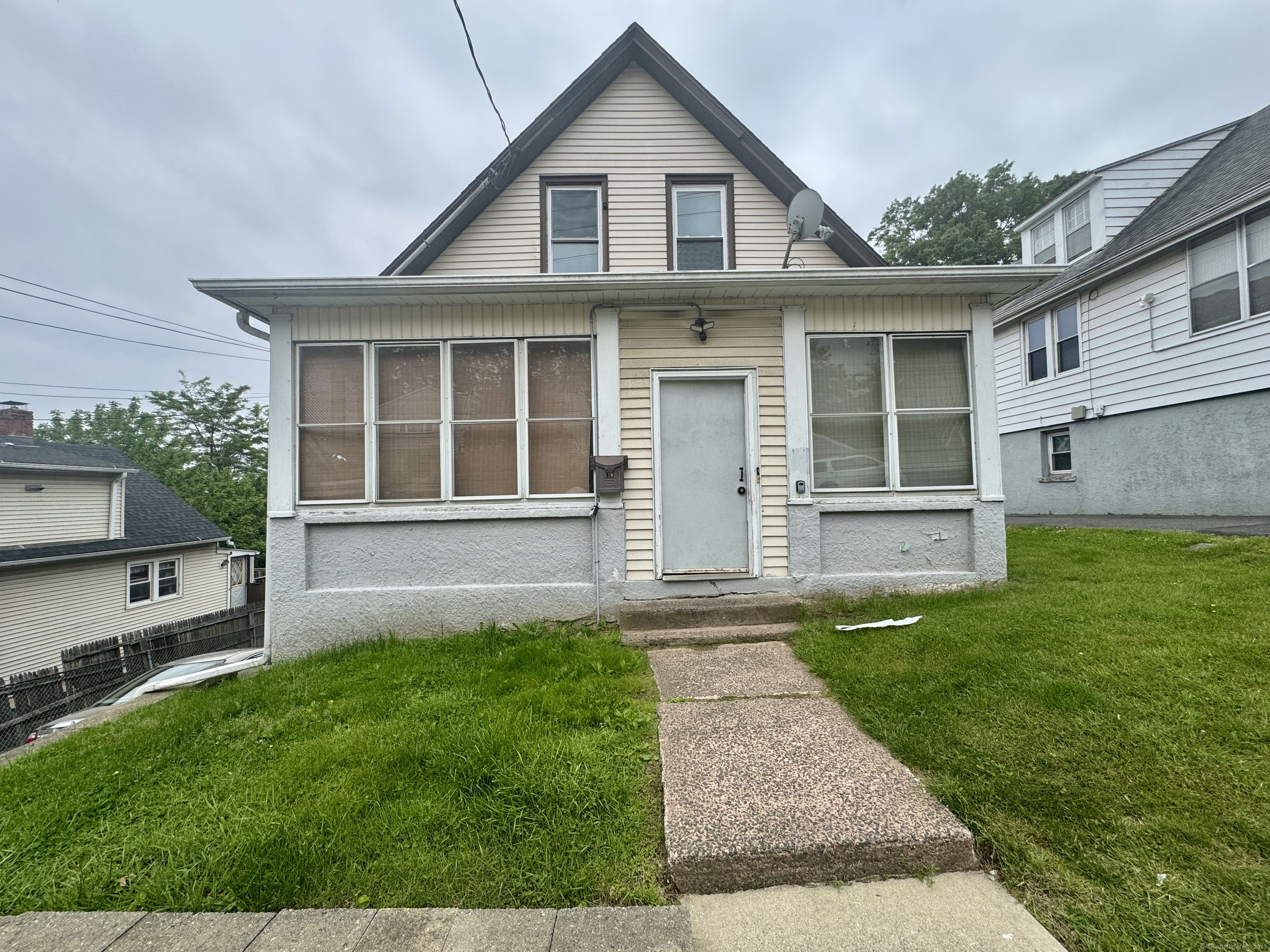 28 Terrace Avenue