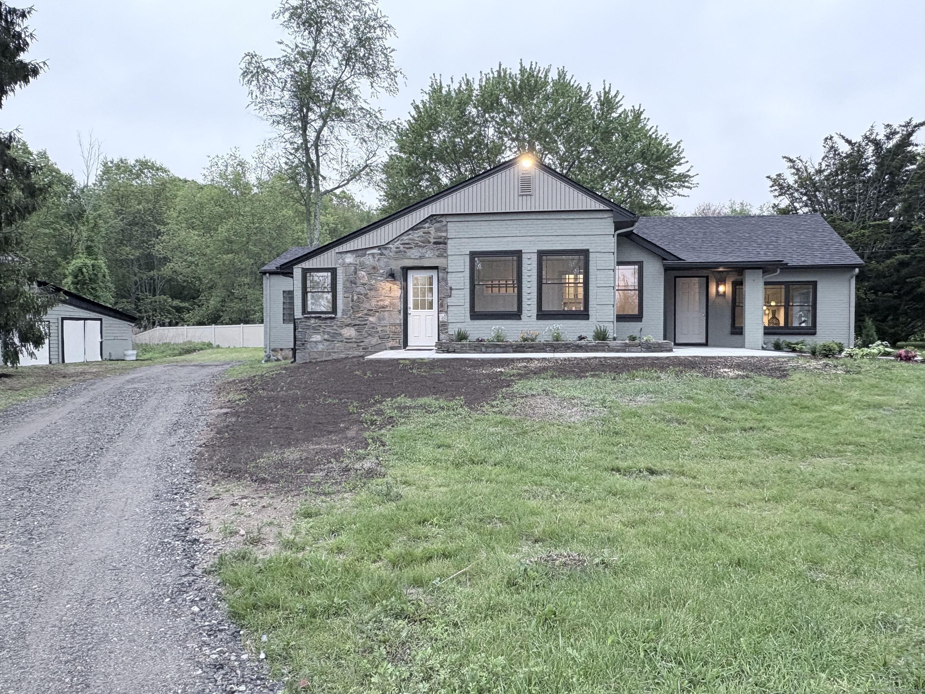 220 West Road, Colchester, Connecticut image 3