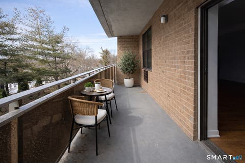 Tiny photo for 500 Newfield Avenue #4E, Stamford, CT 06905 (MLS # 24183228)