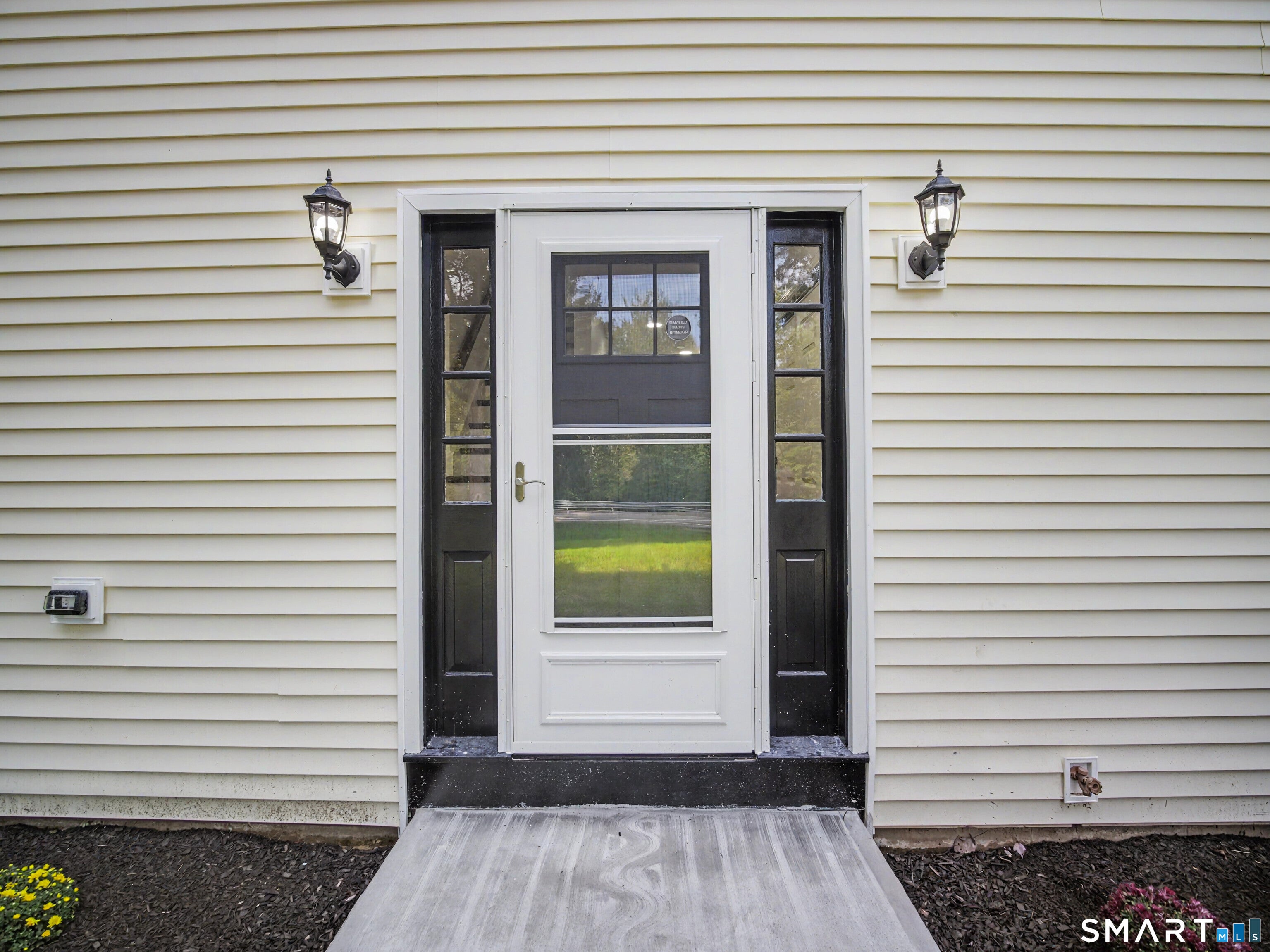 275 West Main Street