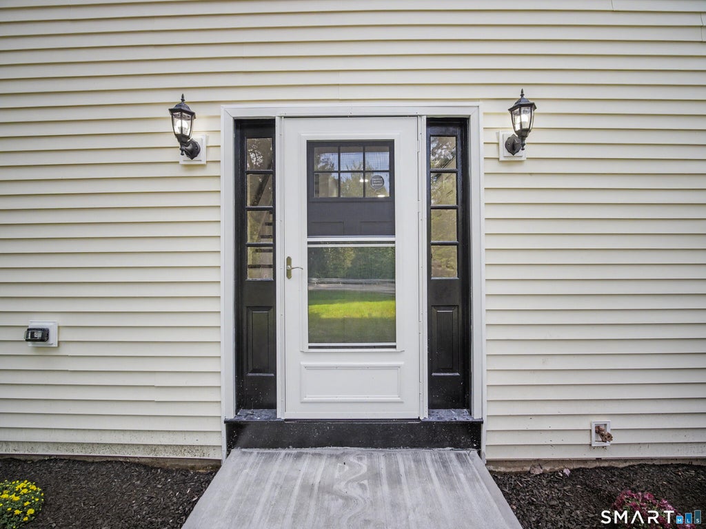 Photo of 275 W Main Street, Chester, CT 06412 (MLS # 24204638)