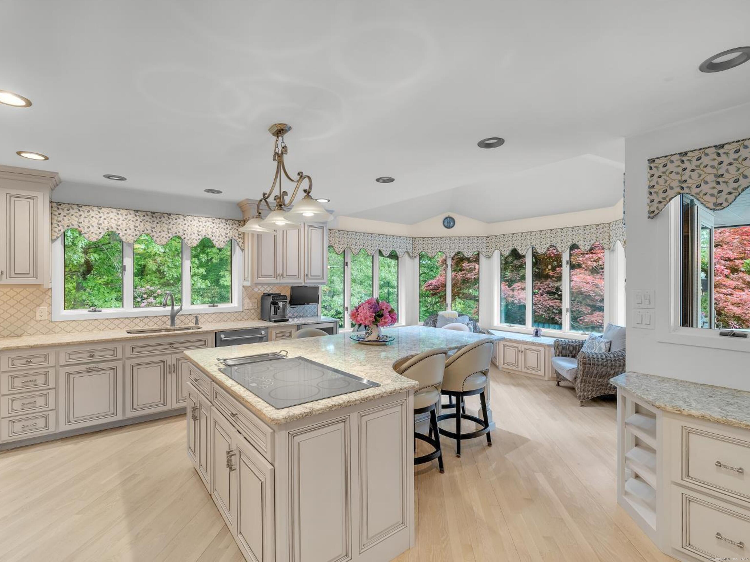 17 Westwood Drive, Waterford, Connecticut image 6