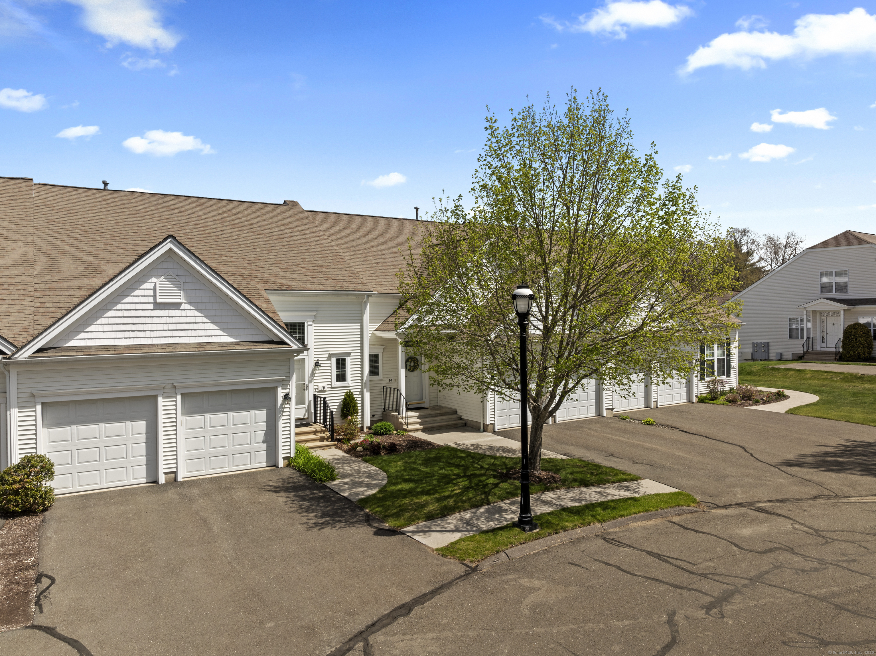 15 Meadowview Court #15, Canton, Connecticut image 3