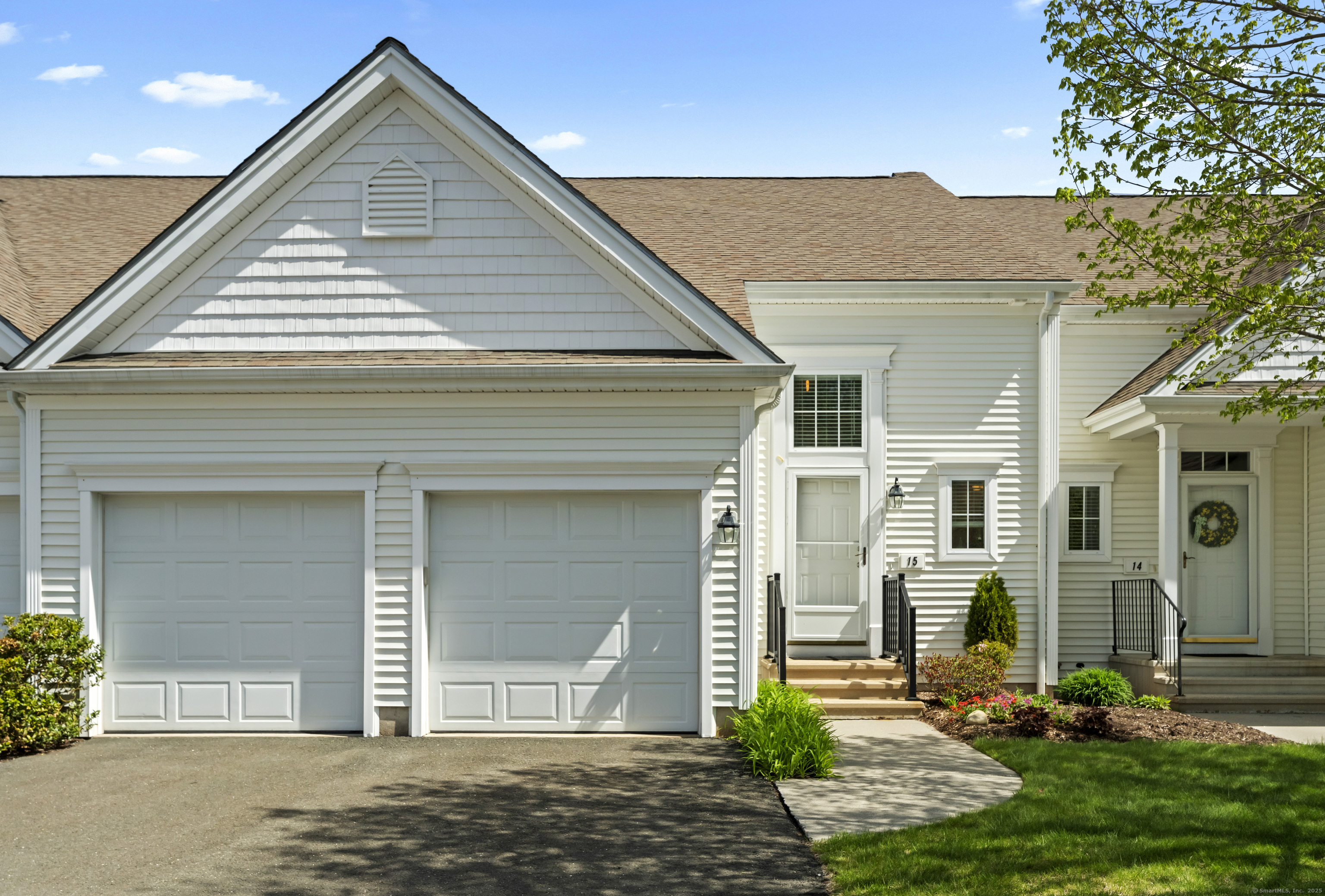 15 Meadowview Court #15, Canton, Connecticut image 1