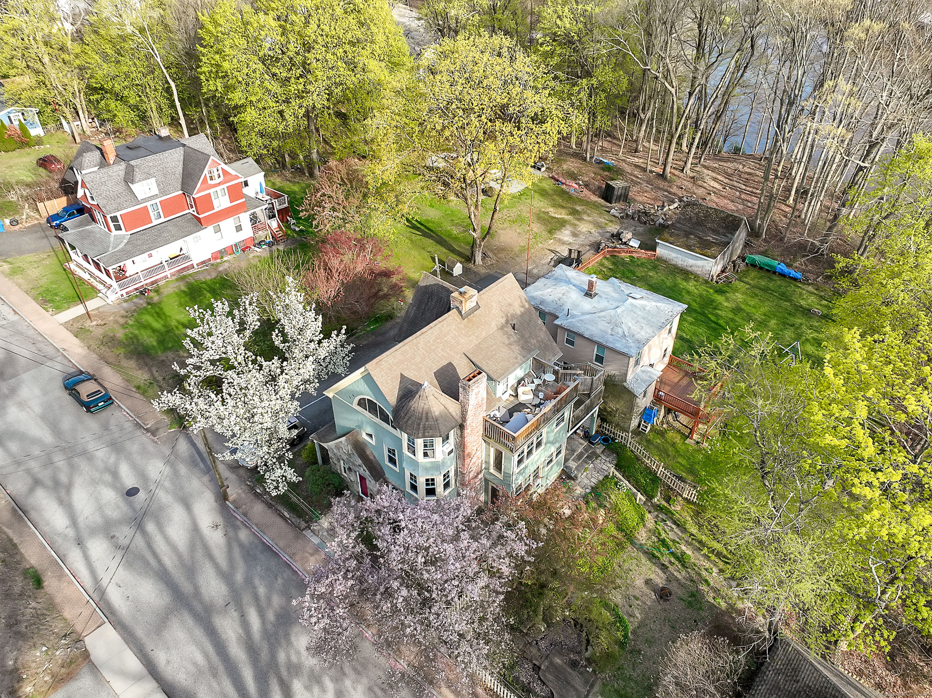 40 Maple Grove Avenue